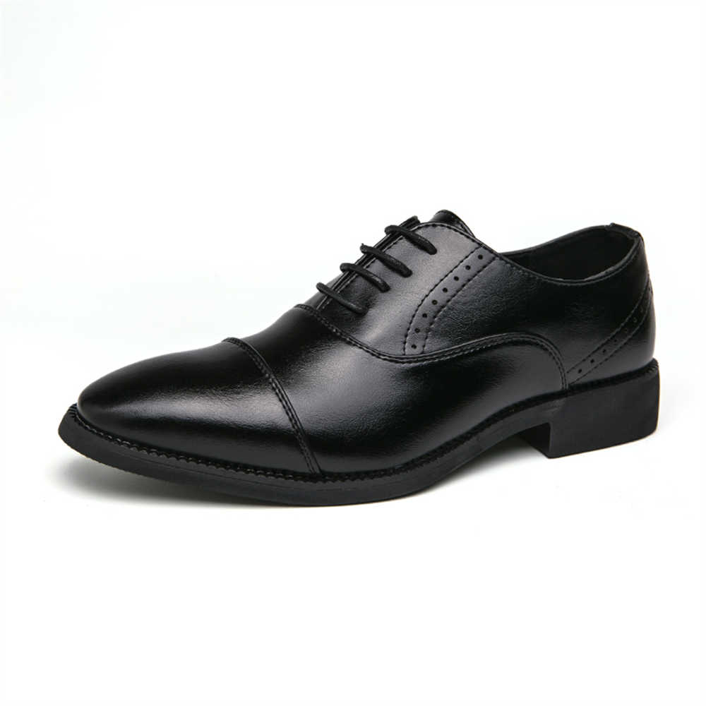Men Formal Wear With Sneakers - Scarpe da corsa semi-formali numero 44
