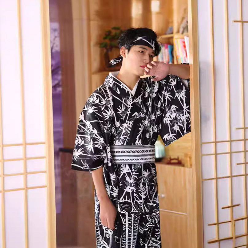 Kimono Giapponese da Uomo con  - Men Formal Wear Photoshoot recensione e prezzo